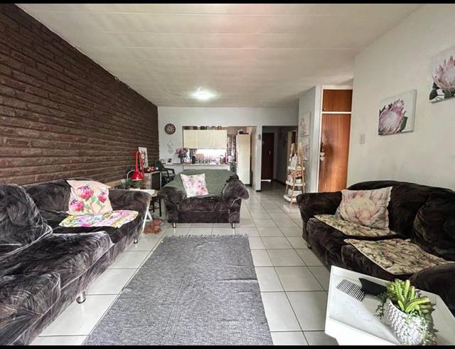 2 BEDROOM APARTMENT FOR SALE IN DUNNOTTAR